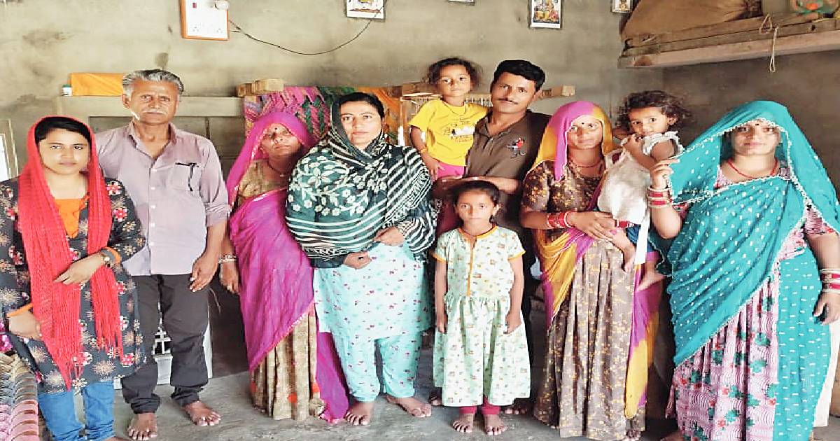 Tortured in Pakistan, Hindu family enters India via Nepal